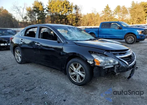 2015 Nissan Altima 2.5 z USA, uszkodzony, nr VIN 1N4AL3AP1FC188033